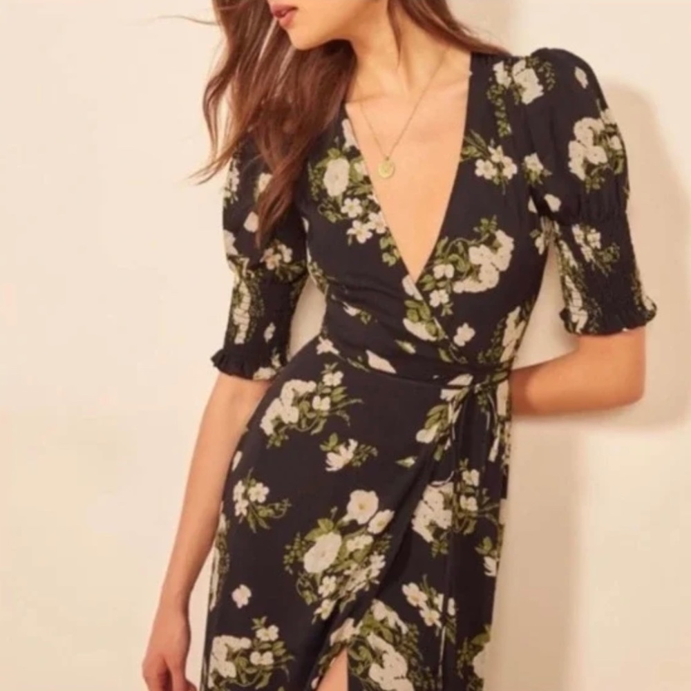 Reformation Esmeralda Midi Wrap Dress in Celeste black floral size small